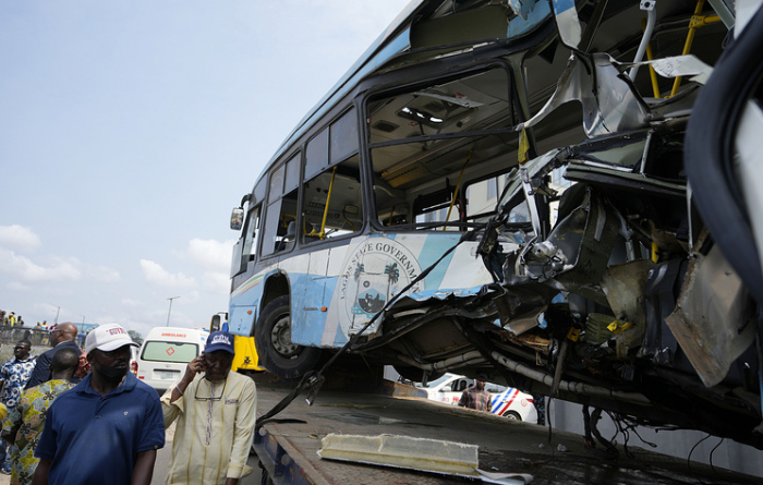Nigeriyada avtobus halokatga uchradi, 20 kishi halok bo‘ldi