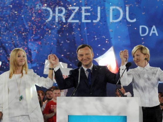 Польша президенти коронавирусга чалинди