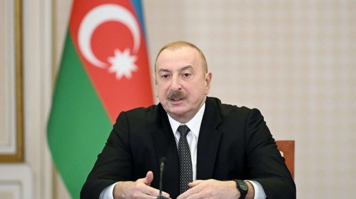 Алиев: "Европа Парламенти — порахўрлар ва исломофоблар ўчоғи"