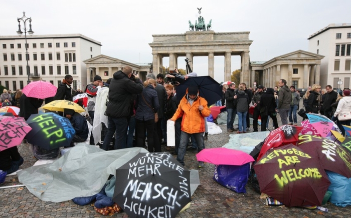 Germaniya IIV rahbari qochqinlarni qabul qilishning yuqori chegarasi belgilanishiga qarshi chiqdi