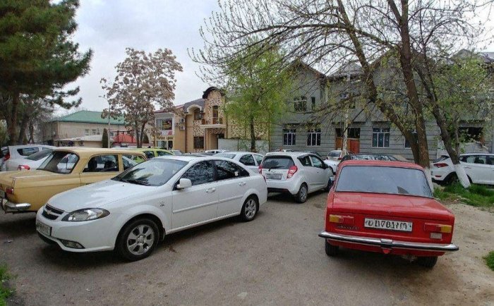 Toshkentda o‘z uyini oldiga avtomobil qo‘yish pullik bo‘ladimi?