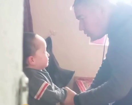 Jinsiy aloqa haqida video Qizlarning ozlariga qoygan galati narsalar (foto)