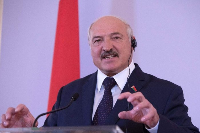Лукашенко Евро-2024 ўйинларини Беларусда трансляция қилинишгиа рухсат берди