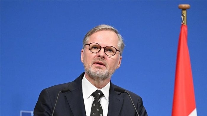 Lateks likrasida porno tomosha qiling Yetuk rus ona porno onlayn