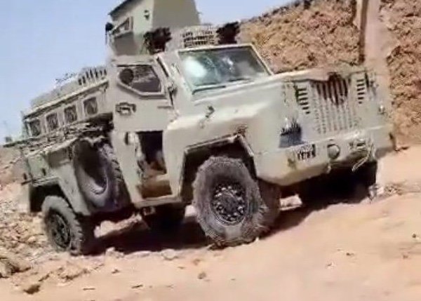 "Африка корпуси" Малидаги Кидал шаҳрини тарк этмоқда