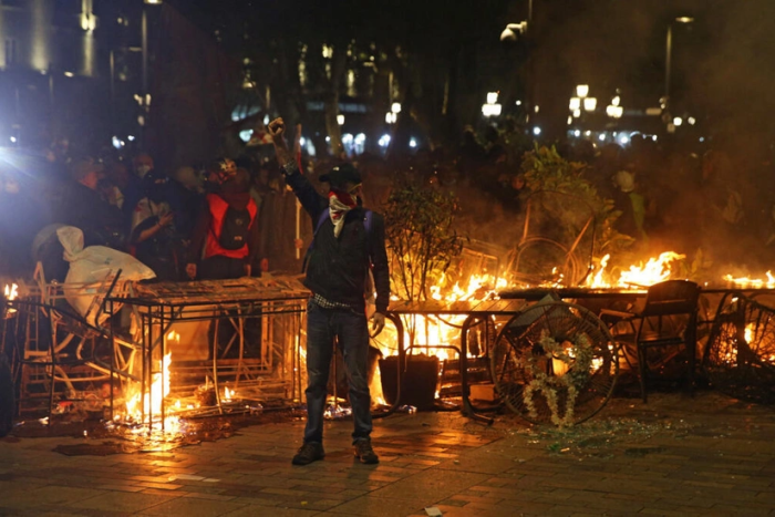 Грузияда давлат тўнтаришига уринишда айбланган 13 киши ҳибсга олинди