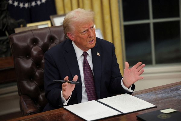 Трамп Путиннинг кимлигини тахмин қила бошлади