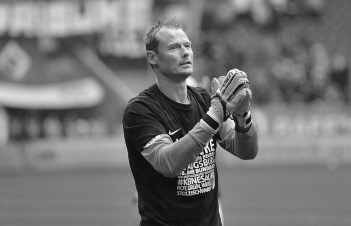 «Arsenal» va Avstriya termasi sobiq futbolchisi fojiali tarzda vafot etdi