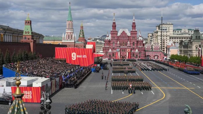 Ғарбда Москвадаги парад сабабли Украина қандай қарорга келгани маълум бўлди Ғарбда Москвадаги парад сабабли Украина қандай қарорга келгани маълум бўлди