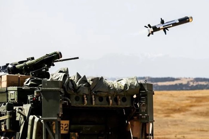 AQSh Hindistonga 100 mln dollarlik qurol sotmoqchi