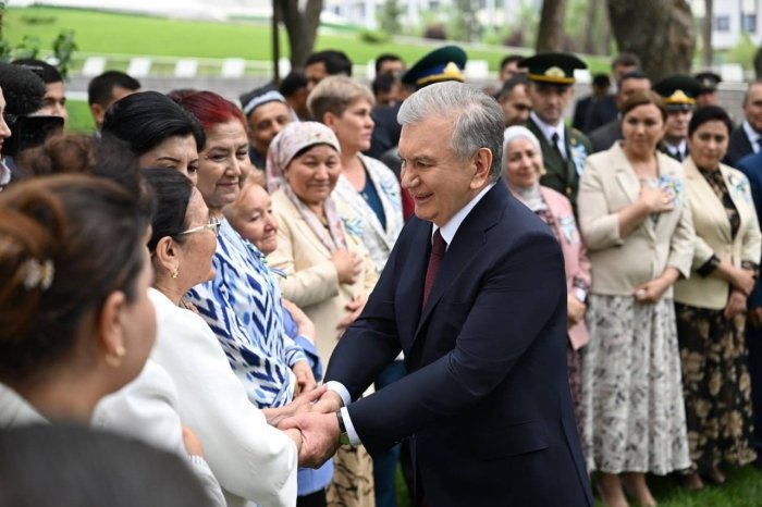 Шавкат Мирзиёев ўзбекистонликларга байрам табригини йўллади