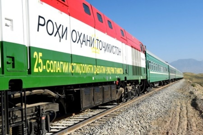 O‘ttiz yil o‘tib tiklanayotgan Toshkent-Dushanbe poyezd qatnovi haqida ma’lumot berildi