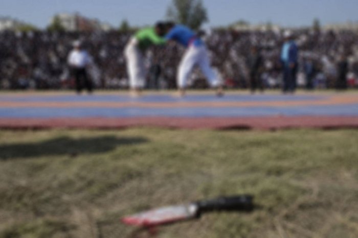 Denovda kurash musobaqasida polvon pichoqlab o‘ldirildi