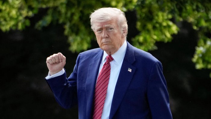 Трамп Украинада тезроқ тинчликни истайди, ҳатто оғир йўқотишлар эвазига бўлса ҳам Трамп Украинада тезроқ тинчликни истайди, ҳатто оғир йўқотишлар эвазига бўлса ҳам