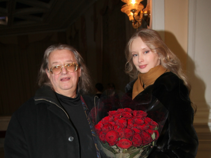 Россияда марҳум қўшиқчи Александр Градскийнинг бевасига тажовуз қилишди. Тожикистонлик эркак ҳибсга олинди