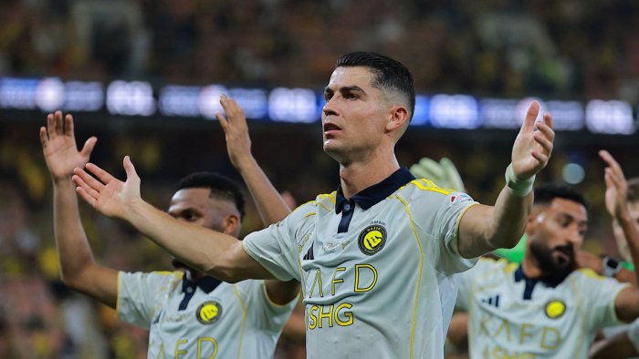 Роналдунинг голлари сони 946 тага етди