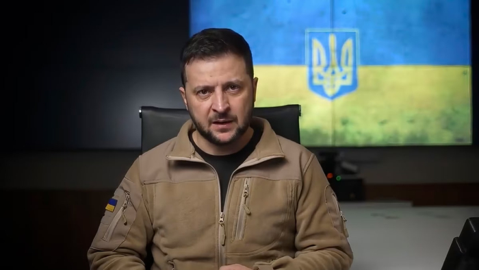 Zelenskiy 10 kishini Ukraina fuqaroligidan mahrum qildi