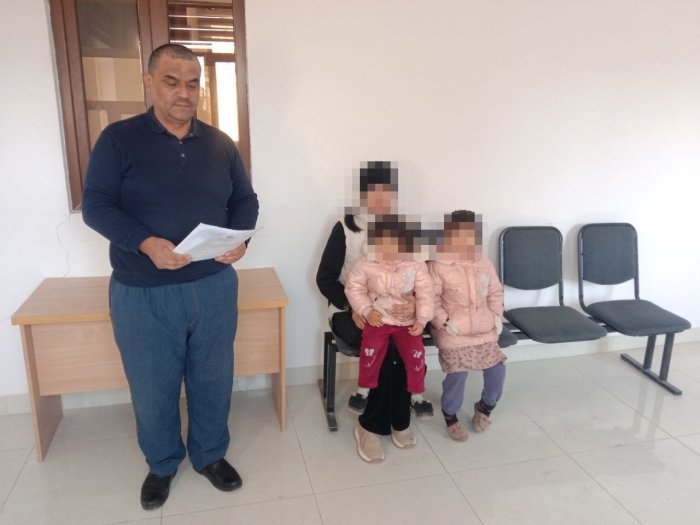 Гурланда МИБ орқали болалар онасига қайтарилди