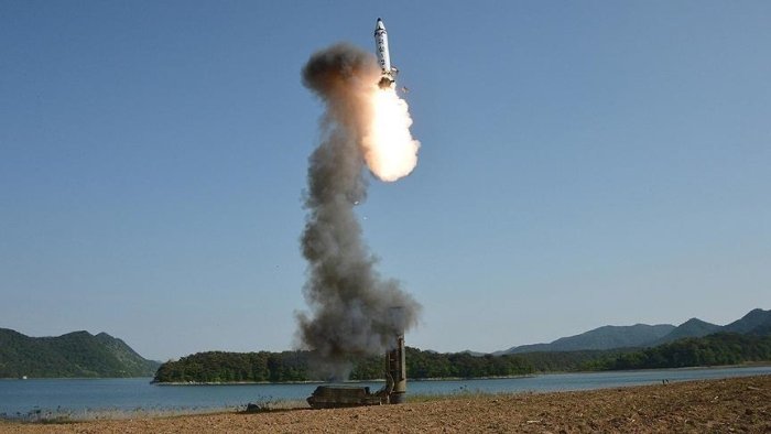 "Рёнхап": Шимолий Корея Япон денгизи томон баллистик ракета учирди