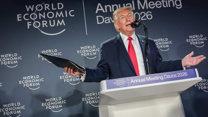 Трамп: "АҚШнинг Эронга қарши ҳарбий операцияси қим