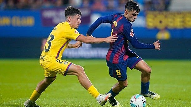 «Барселона» – «Хетафе» ўйинида Фаластин байроғини кўтарган мухлис майдонга тушди (фото)