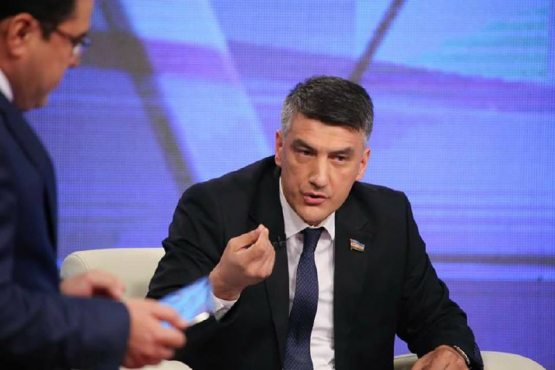 Deputat Alisher Qodirov «meni saylamagansiz» degan kommentini o‘chirib tashladi