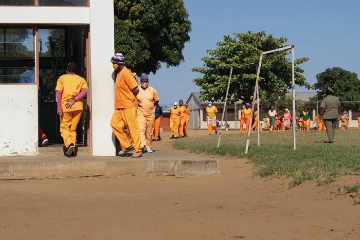 Mozambikda 6 mingga yaqin xavfli jinoyatchi qamoqdan qochib ketdi