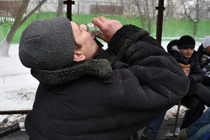 Коронавирусга чалинмаслик учун ароқ ичиш кераклиги ростми?