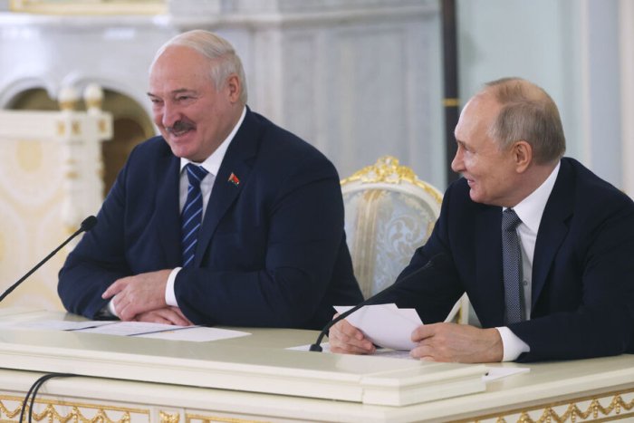 Lukashenko Putin bilan kelishmovchilik yo‘qligini ma’lum qildi