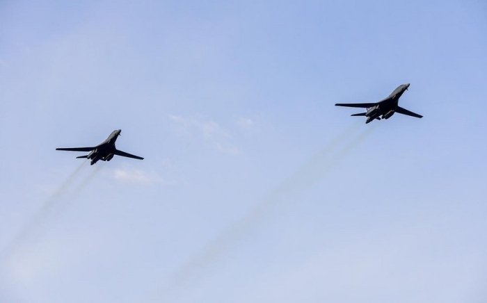 AQSh Yaponiyadagi aviabazaga bombardimonchi samolyotlarni joylashtirdi