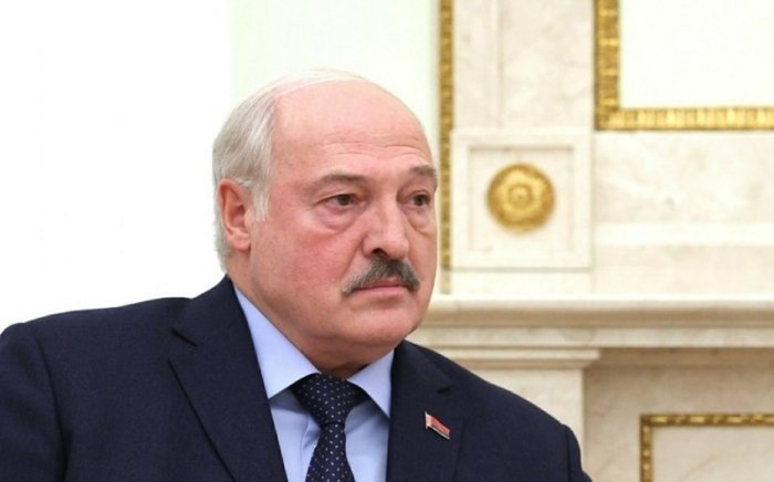 Лукашенко: "Картошкасиз тирик қолмаймиз"