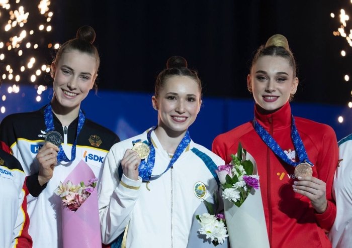 Бадиий гимнастика. Тахмина Икромова Олимпиада чемпионини ортда қолдириб, жаҳон кубоги ғолибига айланди Бадиий гимнастика. Тахмина Икромова Олимпиада чемпионини ортда қолдириб, жаҳон кубоги ғолибига айланди