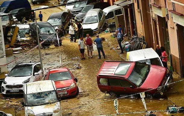 Ispaniyadagi suv toshqini: yana 10 ming kishi falokat zonasiga jo‘natildi