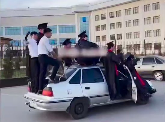 Битирув тадбири талабаларга анча қимматга тушди