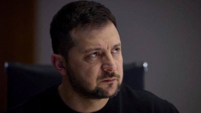 Россия ракетаси парчалари Киевдаги Озарбойжон элчихонасига зарар етказди — Украина президенти