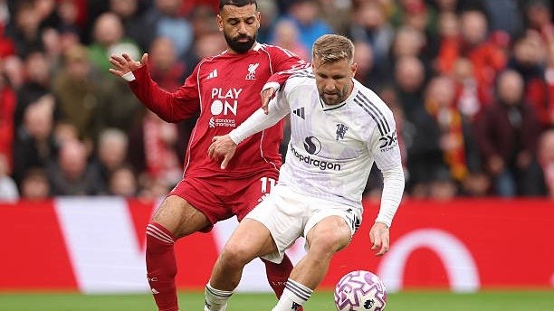 АПЛ. "Манчестер Юнайтед" "Ливерпуль"ни сафарда мағлуб этди (видео)