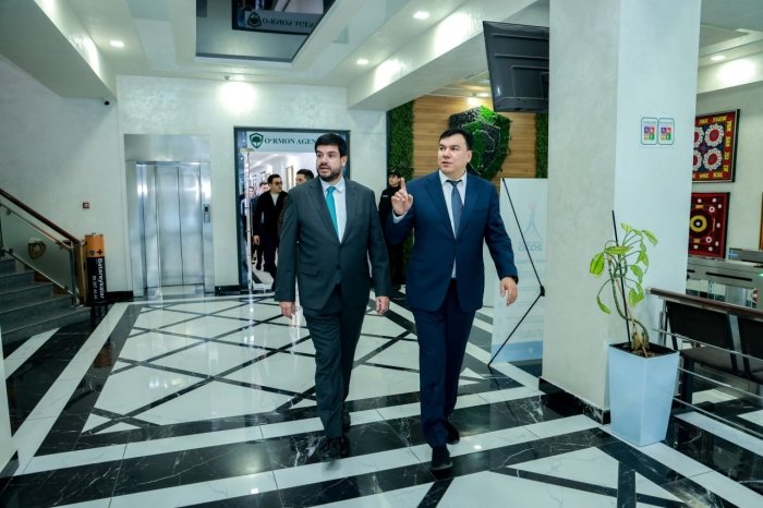 “Euronews” раҳбари Экология ва иқлим ўзгариши миллий қўмитаси фаолияти билан танишди