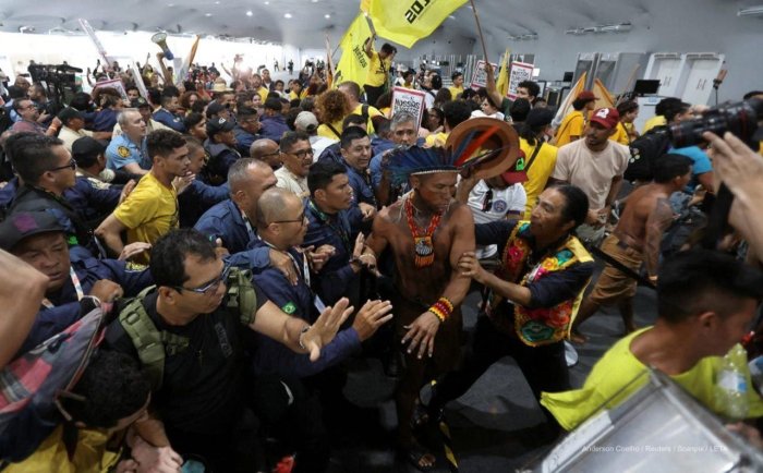  Бразилияда ўтказилаётган иқлим бўйича халқаро конференцияга ҳиндулар бостириб кирди