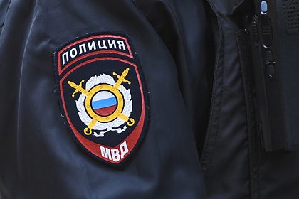 Bir ayolni kaltakladi Bir ayolni kaltakladi