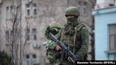 DW: Владивосток яқинидаги ҳарбий объектда портлашлар содир бўлди, Украина разведкаси Россия ҳарбийлари йўқ қилинганини билдирди 