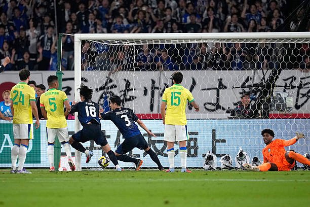 Япония Бразилия билан ўйинда суперкамбэк амалга оширди