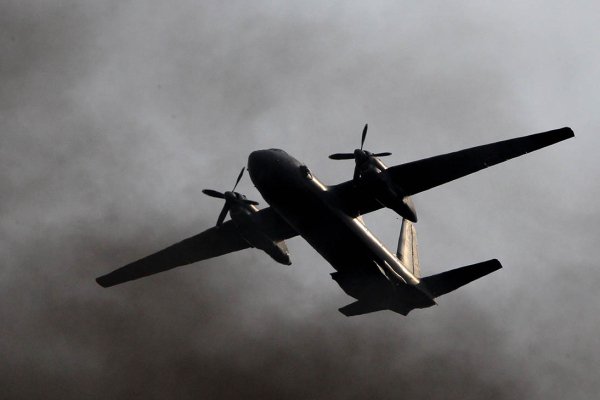 Самолёт қулаши оқибатида россиялик ҳарбийлар ҳалок бўлди