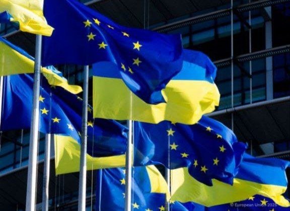 Evroparlament Ukrainaga €90 mlrd miqdorida kredit ajratishni ma’qulladi