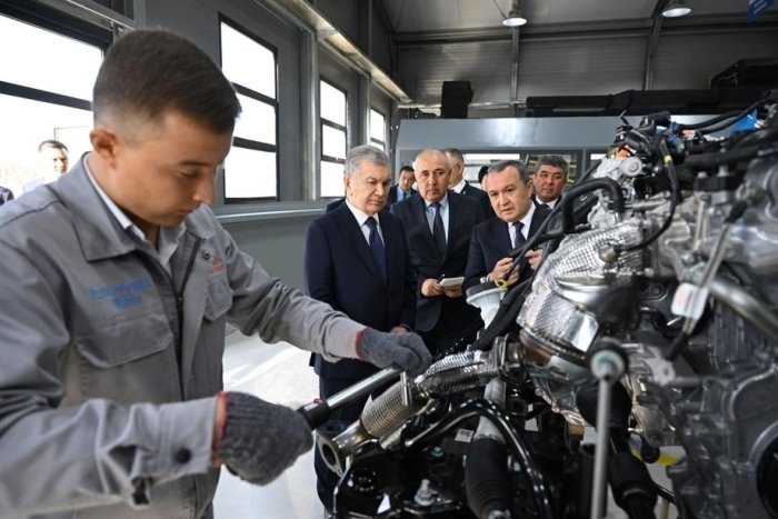 Jizzaxda Avtomobilsozlik muhandislik maktabi ish boshladi