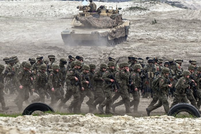 Zaxarova NATO mashg‘ulotlarini Rossiya bilan mojaroga tayyorgarlik ko‘rish dalili deb atadi