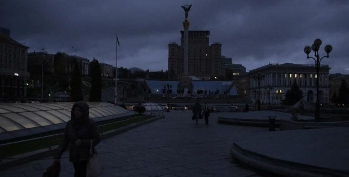 Bugundan Kiyevda ko‘cha yoritkichlari cheklanadi