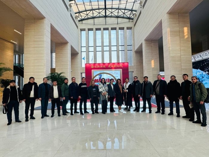 Ўзбек медиаси вакиллари Хитойнинг энергетикага оид тажрибасини ўрганишмоқда