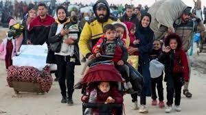 Ливанда кўчирилган аёллар уйларига қайтмоқда: “Ҳамма жойда вайронагарчиликни кўрдим”