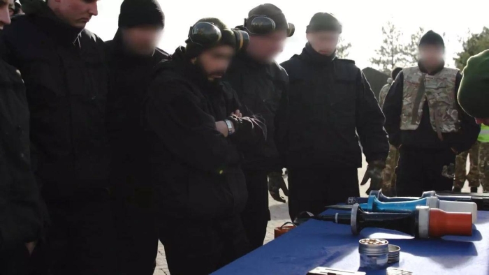 Britaniyalik instruktorlar Ukraina Qurolli kuchlarini tugatilgan uran o‘q-dorilaridan foydalanishga o‘rgatishdi