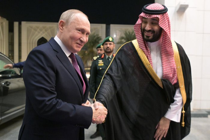 Rossiya prezidenti Saudiya Arabistoni valiahd shahzodasi bilan telefon orqali muloqot qildi